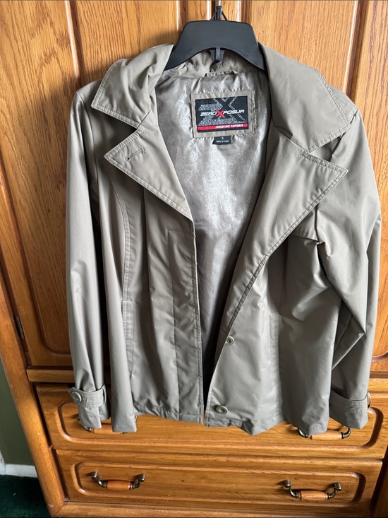 ZeroXposur Jackets & Blazers - ZeroXposur Womens  Olive Green Lightweight Jacket